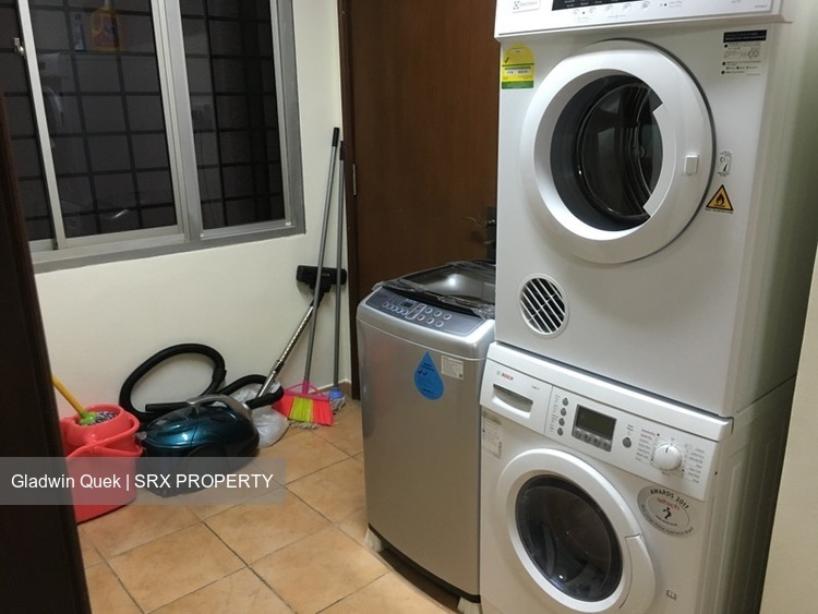 UE Square (D9), Apartment #557799741